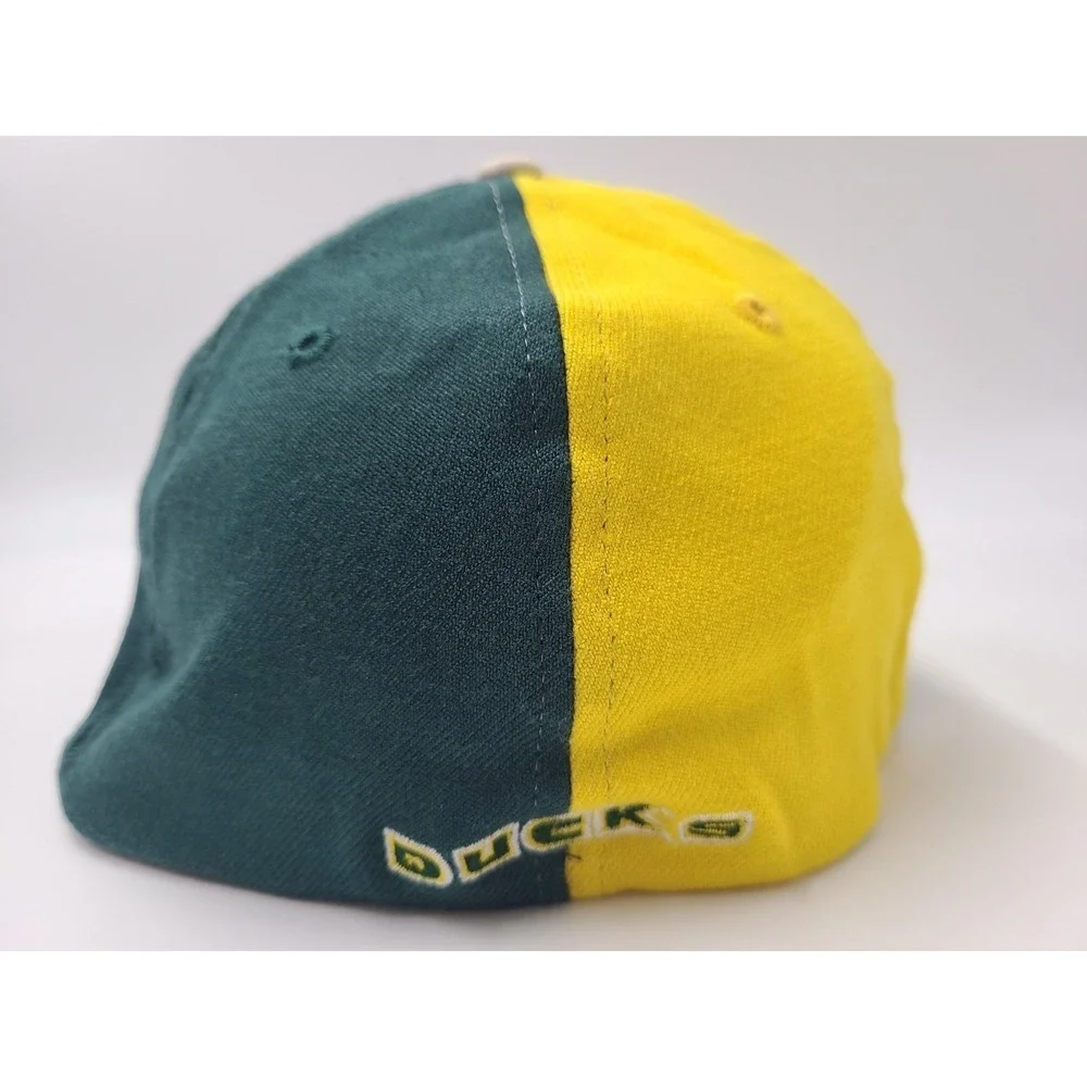 Vintage Oregon Ducks Hat Cap Flex‎ Fitted OSFM NCAA Green Yellow University of